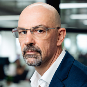 Portrait photo of Andrew Pritchard